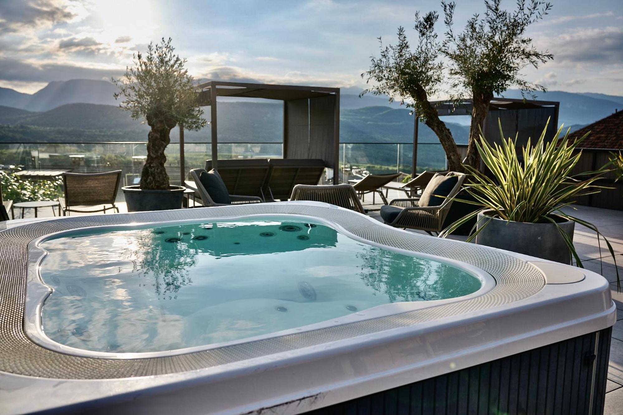 Das Panorama Designhotel Калдаро Екстериор снимка